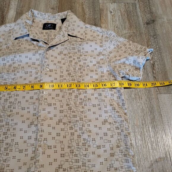 First Wave Geometric Patterned Short Sleeved Button Up Shirt Womens Size 10 - Picture 4 of 5
